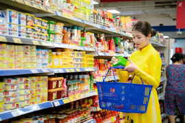 Bỏ thói quen 'đi chợ tay không, mang túi nylon về nhà' để sống xanh hơn