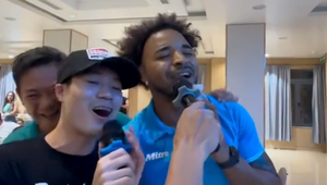 Văn Toàn 'ép' Xuân Son hát bài hit của Hòa Minzy