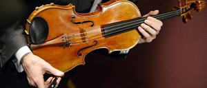 Cây violin 310 năm tuổi trị giá hơn 1.000 tỷ đồng gây chấn động giới nghệ thuật