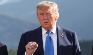 Tổng thống Trump: Mỹ đã không kích ba cơ sở hạt...