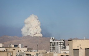 Israel tấn công vào 'trái tim của Tehran'