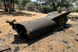 Tên lửa 30 triệu USD mỗi chiếc, tàu chiến Mỹ 'xài hao' gần hết để bảo vệ Israel