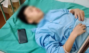 Một thí sinh mổ ruột thừa tại Điện Biên được xét đặc cách tốt nghiệp