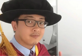 Shipper có 4 bằng cử nhân, thạc sĩ, tiến sĩ từ trường top thế giới