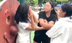 Triệu tập những kẻ hành hung cô gái tại công viên ở Bắc Ninh