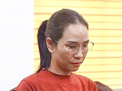 Nữ kế toán trung tâm y tế lập khống hồ sơ mua thiết bị, chiếm đoạt nửa tỷ đồng