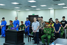 Đề nghị tử hình cựu cán bộ dùng ô tô biển xanh chở ma túy