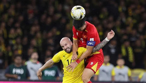 Rộ tin Malaysia bị xử thua vì nhập tịch, cầu thủ Việt Nam nói 'không quan tâm'