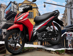 Bảng giá xe máy Wave RSX FI 110 mới nhất tháng 7/2025