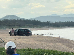 Người đàn ông lái xe xuống bãi biển Đắk Lắk bị phạt 5 triệu đồng