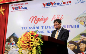 Sôi động Ngày hội Tư vấn tuyển sinh, hướng nghiệp 2025 của VOVedu