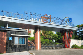 Hai trường chuyên đầu tiên đổi tên sau hợp nhất tỉnh thành