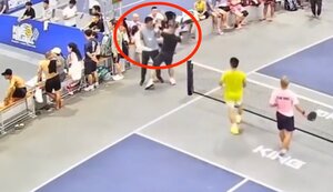 VĐV pickleball dùng vợt đánh trọng tài ở giải phong trào