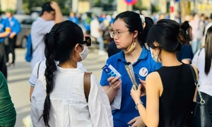 Tuyển sinh lớp 10 ở Hà Nội: Trường top trên vượt đỉnh, trường vùng ven chạm đáy