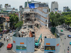 Sau 1 tháng bị tháo dỡ, tòa nhà 'Hàm cá mập' giữa Thủ đô giờ ra sao?