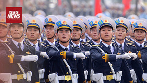 Tinh thần thép: Chiến sĩ say nắng vẫn tiếp tục luyện tập diễu binh ngày 2/9