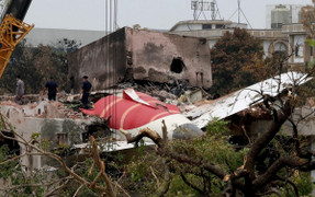 Máy bay rơi ở Ấn Độ: Nghi vấn phi công gặp vấn đề tâm thần