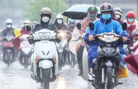 Miền Bắc nắng nóng 2 ngày rồi lại chuyển mưa dông