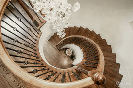 Dấu hiệu cầu thang phạm phong thủy