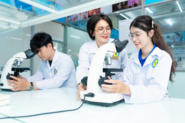 Điểm sàn xét tuyển vào Đại học Công nghệ TP.HCM từ 15-18