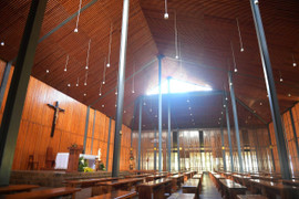 Nét khác lạ của nhà thờ gỗ ở Lâm Đồng từng đạt 2 giải kiến trúc quốc tế