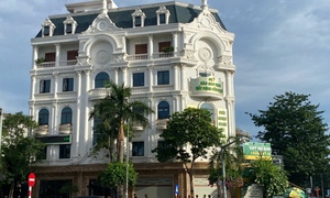 Công an Thanh Hoá khám xét căn biệt thự của trùm giang hồ Ý 'ẻng'