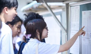 Thủ khoa khối C đạt 2 điểm 10