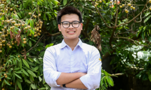 Bố phụ hồ, mẹ không biết chữ, con là thủ khoa t...