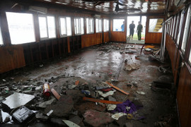 Hình ảnh bên trong tàu du lịch Vịnh Xanh sau tai nạn 36 người chết