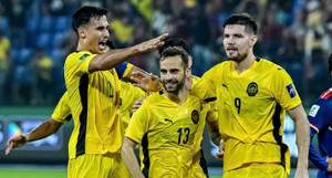 LĐBĐ Malaysia bỏ mặc 7 cầu thủ nhập tịch bị FIFA cấm thi đấu?