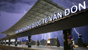 Bão số 3 Wipha áp sát, sân bay Vân Đồn hủy chuyến khẩn