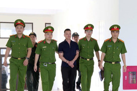 Âm mưu 'chạy án' cho phạm nhân chung thân của trùm giang hồ Vi 'ngộ'