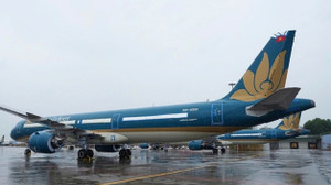 Tạm đóng cửa sân bay Vân Đồn và Cát Bi, hủy nhiều chuyến trong hôm nay