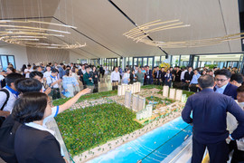 1.500 khách tham gia 'Hành trình gặp lại thanh xuân trong thành phố tương lai'