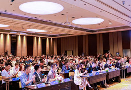 Hội thảo Đầu tư ngành hàng tiêu dùng Việt Nam 2025 thành công tốt đẹp