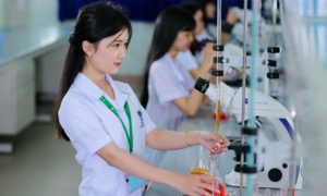 Điểm sàn xét tuyển các trường Y Dược chỉ từ 17-22