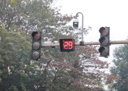 CSGT Hà Nội lý giải tình trạng nhiều tín hiệu giao thông cùng bật sáng