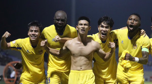 Xuất hiện nhà đầu tư sẵn sàng chi hơn 100 tỷ đồng cứu CLB Quảng Nam