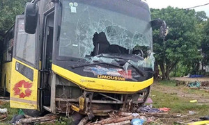 Lật xe khách tại Hà Tĩnh khiến 10 người chết: Thủ tướng yêu cầu kiểm tra nhà xe