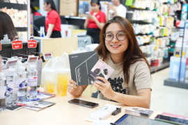 Galaxy Z Fold7 và Z Flip7 mở bán sớm, tăng trưởng 20%