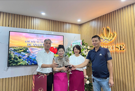 Chủ đầu tư Bắc Thăng Long - Thành Đồng bàn giao sổ đỏ cho cư dân City Rise