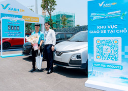 Đổi xe điện VinFast tại Hà Nội: Tài xế dịch vụ nhận ưu đãi kép với Limo Green