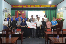 Japfa Việt Nam hỗ trợ 8.000 gà giống cho nông dân Đồng Nai