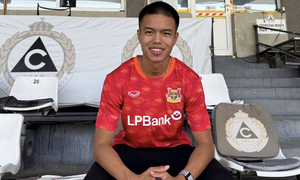 Việt kiều được định giá 12 tỷ đồng về V.League, HLV Kim Sang-sik nói gì?