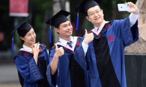 Vì sao nhiều thí sinh chọn ngành 'hot' tại đại học nhỏ thay vì cố vào trường top