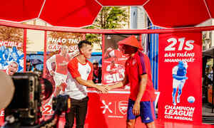 Tiến Linh so tài cùng huyền thoại Arsenal