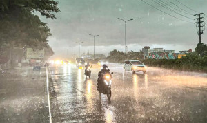 Thời tiết 4/8: Bắc Bộ ban ngày nắng nóng trên 39°C, từ chiều tối mưa lớn và dông