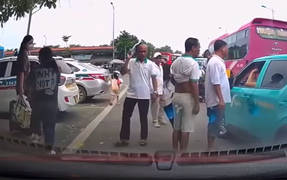 Hãng taxi ‘độc chiếm’ bến, đuổi phụ nữ bế con nhỏ khỏi xe: Sở Xây dựng Thái Nguyên yêu cầu làm rõ