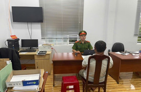 Thấy con rể bị kiểm tra, bố vợ cầm dao đe dọa cảnh sát giao thông ở Lâm Đồng