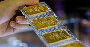 Giá vàng trong nước tăng gần 50% sau 1 năm
